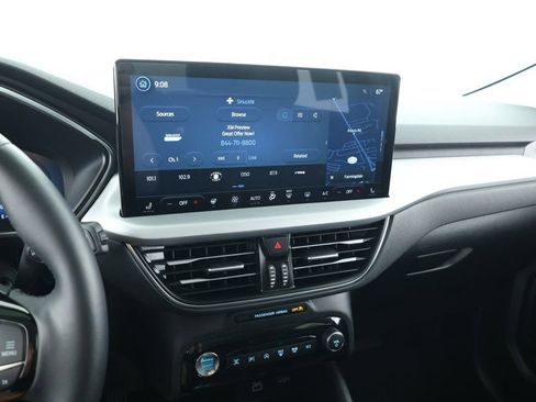 Used 2024 Ford Escape Platinum image 15