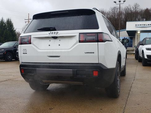 New 2026 Jeep Cherokee Laredo image 3