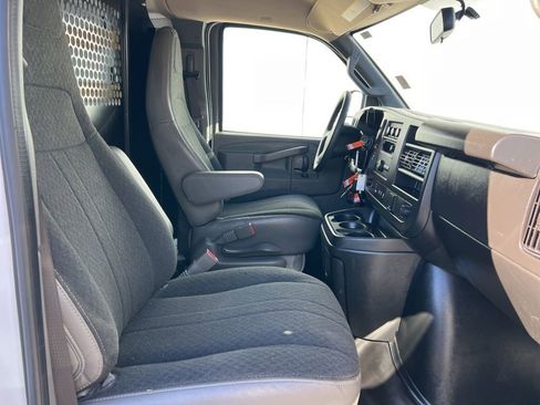 Used 2023 GMC Savana 2500 w/ Driver Convenience Package RWD image 34
