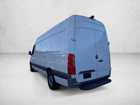 Used 2023 Mercedes-Benz Sprinter 2500 image 7