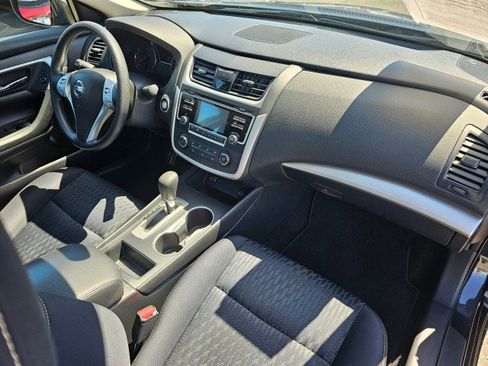 Used 2017 Nissan Altima 2.5 S w/ Power Driver Seat Package FWD image 11