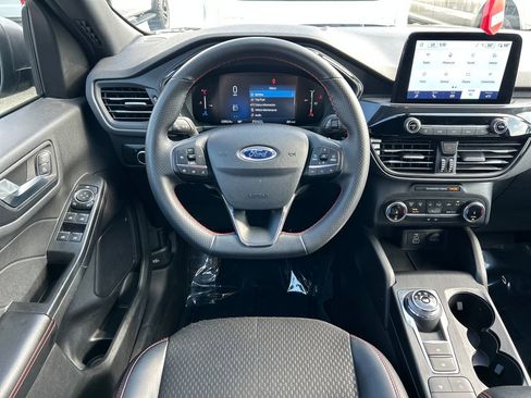 Used 2025 Ford Escape ST-Line AWD/4WD image 14