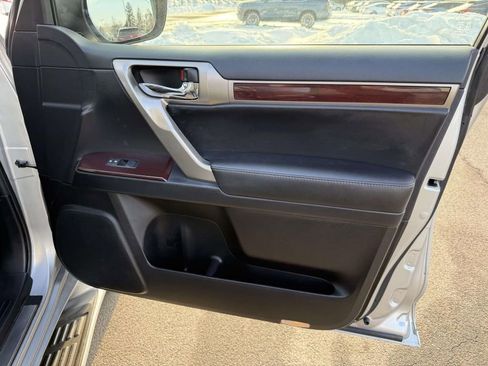 Used 2015 Lexus GX 460 Luxury image 15