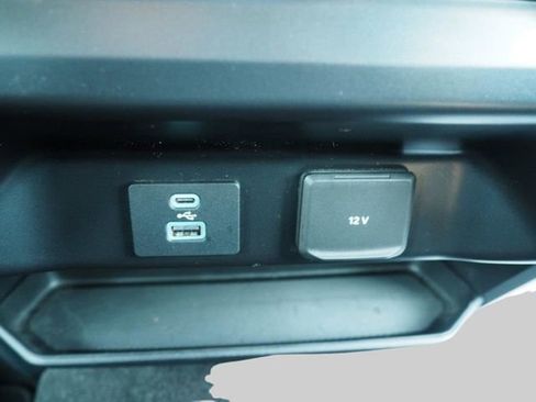 Used 2021 Ford F150 XLT AWD/4WD image 15