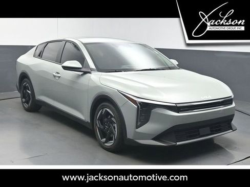 Used 2026 Kia K4 EX FWD image 1