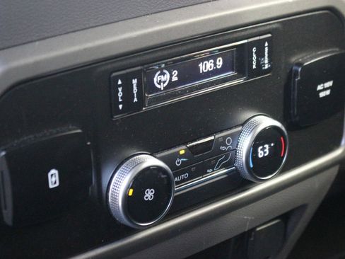 Used 2019 Ford Expedition XLT w/ Equipment Group 202A image 32