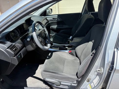 Used 2013 Honda Accord LX image 16