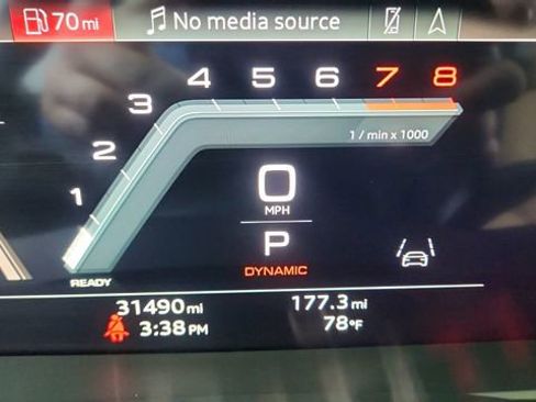 Used 2023 Audi Q8 Premium Plus w/ Premium Plus Package image 38