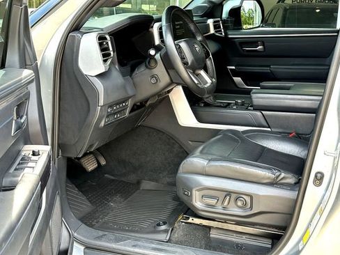 Used 2022 Toyota Tundra Platinum AWD/4WD image 10