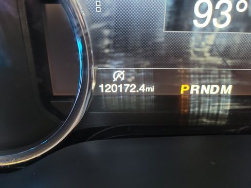 Used 2018 Ford Expedition Limited RWD image 26