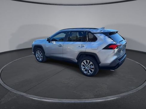 Used 2023 Toyota RAV4 XLE Premium image 12