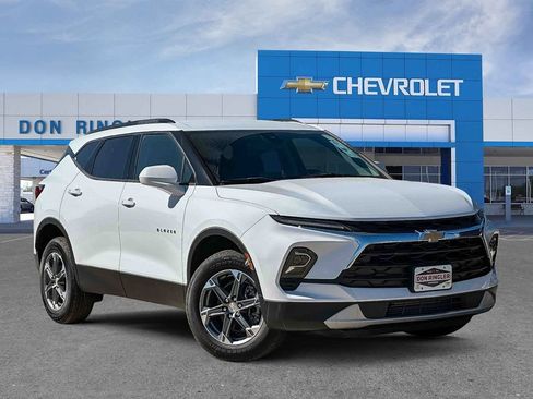New 2026 Chevrolet Blazer LT image 1