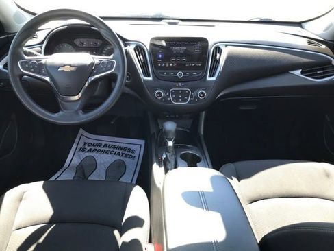 Used 2023 Chevrolet Malibu LT image 5