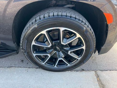 Used 2022 Chevrolet Tahoe RST w/ Luxury Package image 11