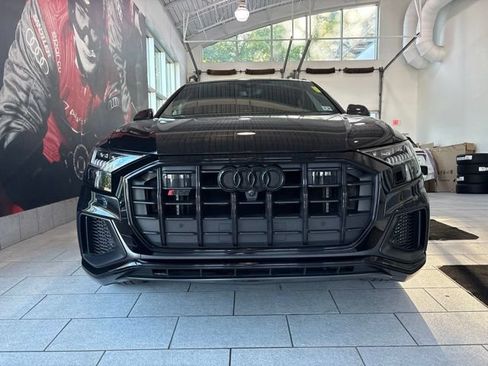 Used 2023 Audi SQ8 Prestige w/ Prestige Package AWD/4WD image 2