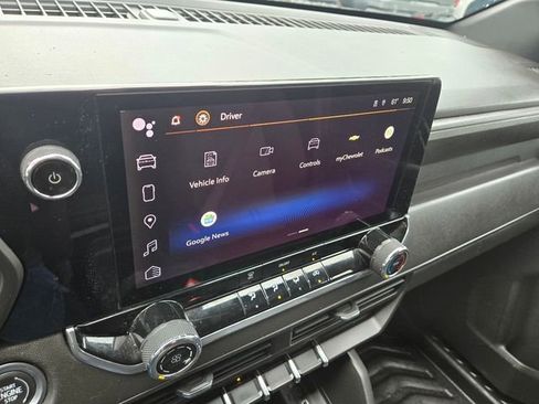 Used 2023 Chevrolet Colorado W/T image 18