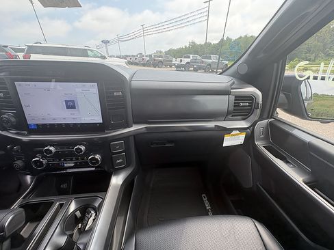 New 2026 Ford F150 Lariat w/ Equipment Group 501A Mid AWD/4WD image 23