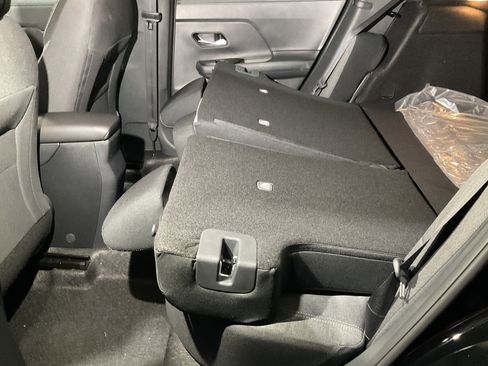 Used 2026 Nissan Kicks SV w/ Cold Weather Package image 34