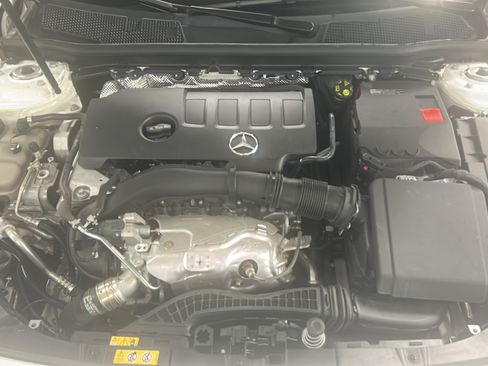 Certified 2023 Mercedes-Benz CLA 250 4MATIC image 31