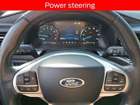 Used 2022 Ford Explorer XLT w/ Class IV Trailer Tow Package image 19