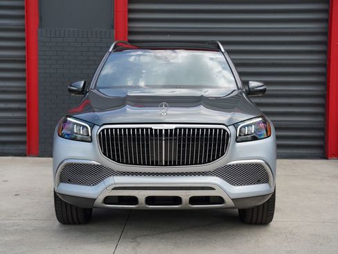 Used 2023 Mercedes-Benz Maybach GLS 600 4MATIC image 2