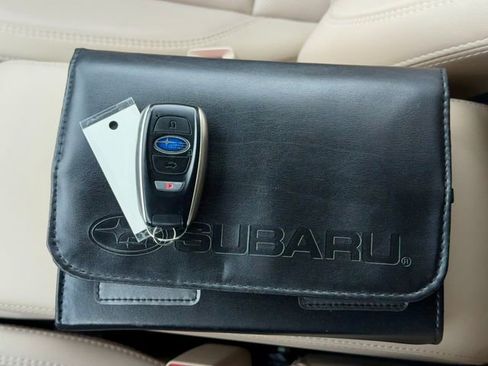 Used 2019 Subaru Outback 2.5i Limited w/ Popular Package #2 image 34