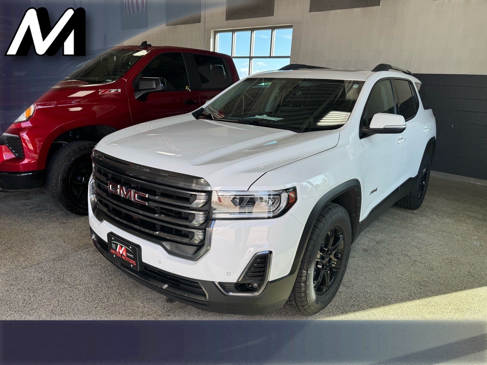 Used 2021 GMC Acadia AT4 w/ Preferred Package AWD/4WD image 1