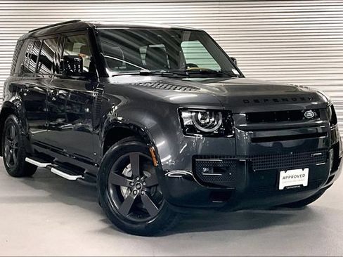 Used 2023 Land Rover Defender 110 X-Dynamic SE AWD/4WD image 10