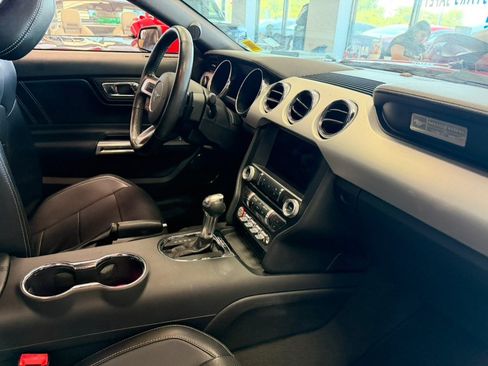 Used 2015 Ford Mustang Premium RWD image 34