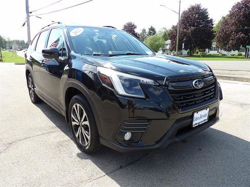 Used 2022 Subaru Forester Limited AWD/4WD image 7