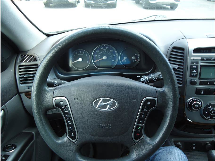 Used 2012 Hyundai Santa Fe GLS AWD/4WD image 18