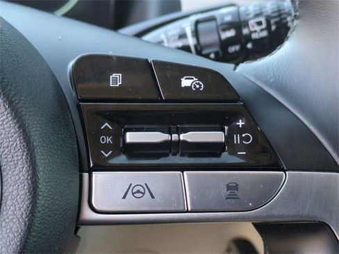 Certified 2023 Hyundai Tucson SEL w/ Convenience Package image 16