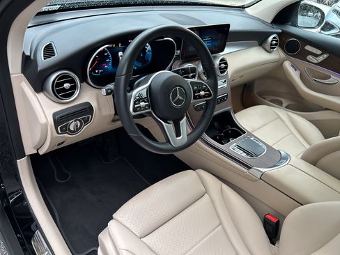Certified 2022 Mercedes-Benz GLC 300 image 21