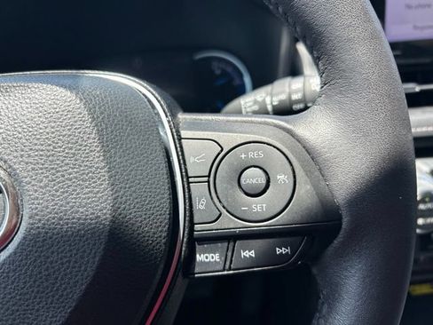 Used 2022 Toyota RAV4 Limited AWD/4WD image 23
