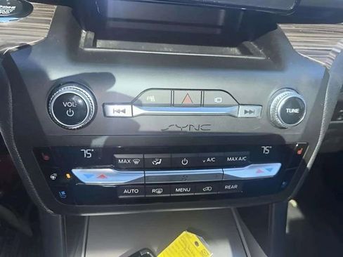 Used 2020 Ford Explorer Limited w/ Class III Trailer Tow Package image 15