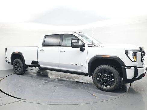 New 2026 GMC Sierra 3500 AT4 w/ AT4 Premium Plus Package image 7