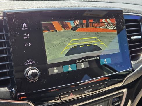 Used 2020 Honda Pilot Touring image 22