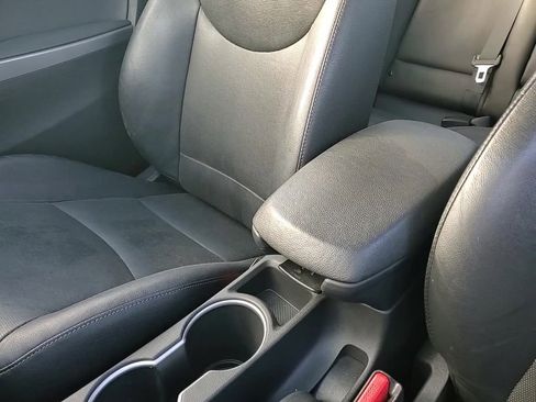 Used 2014 Hyundai Elantra w/ Option Group 2 image 21