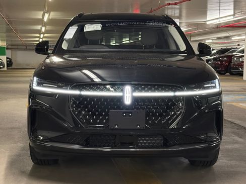 New 2026 Lincoln Nautilus Reserve w/ Jet Appearance Package AWD/4WD image 3