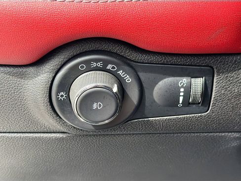 Used 2022 Dodge Durango R/T image 34