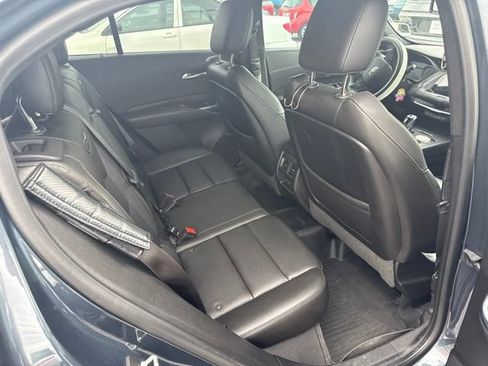 Used 2019 Cadillac XT4 Sport w/ Cold Weather Package FWD image 10