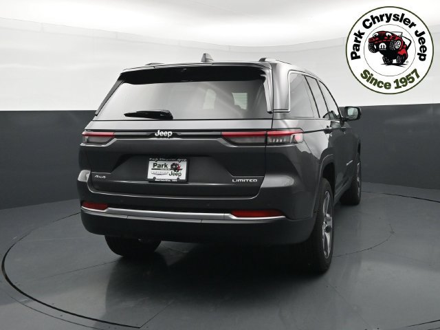 New 2026 Jeep Grand Cherokee Limited w/ Luxury Tech Group II AWD/4WD image 5