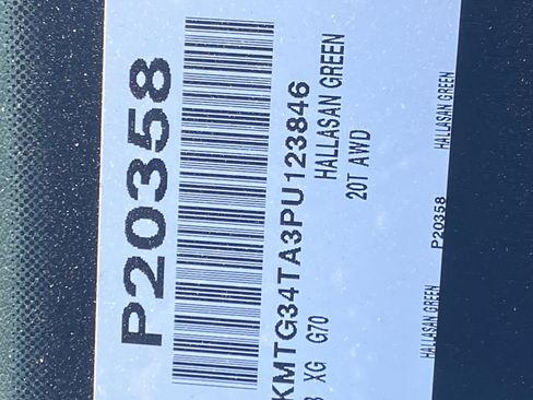 Used 2023 Genesis G70 2.0T image 31