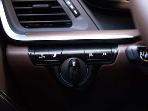 Certified 2025 Porsche 911 Turbo S AWD/4WD image 17