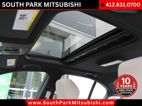 Used 2016 BMW 340i xDrive Sedan AWD/4WD image 32