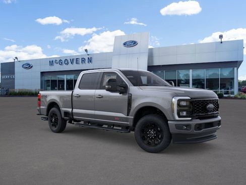 New 2026 Ford F250 Lariat w/ Black Appearance Package AWD/4WD image 1