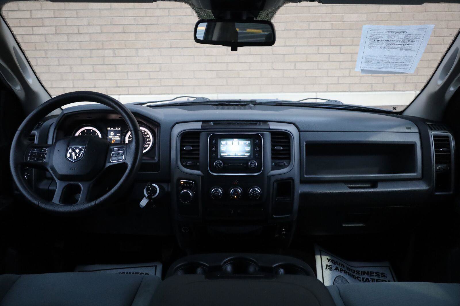 Used 2015 RAM 1500 Express RWD image 28