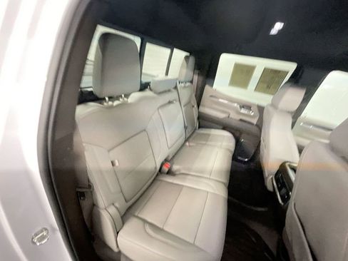 Used 2024 GMC Sierra 1500 SLT w/ SLT Premium Plus Package image 27