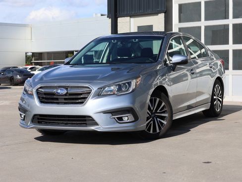 Used 2019 Subaru Legacy 2.5i Premium AWD/4WD image 3