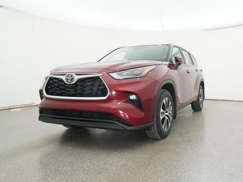 New 2026 Toyota Highlander XLE image 55